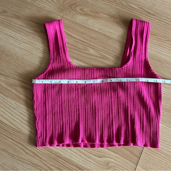 H&M Light Ribbed Cerise Cropped Top Large - Picture 4 of 7